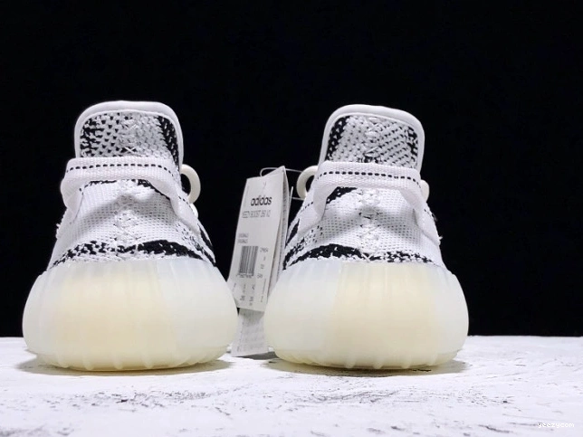 Yeezy CP9654 Black V2 White Boost Adidas 350 Zebra 0710